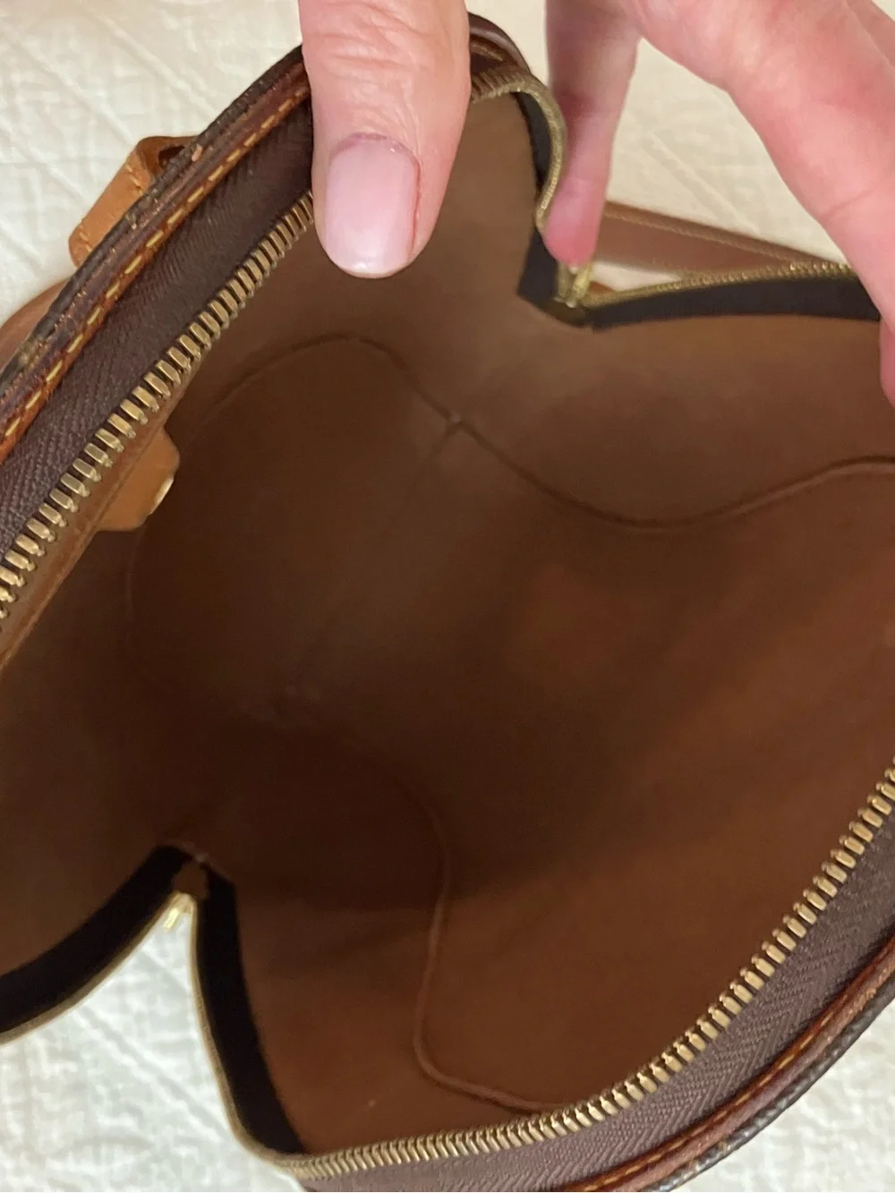 Authentic Louis Vuitton Monogram Vintage Ellipse Backpack - Picture 8 of 14